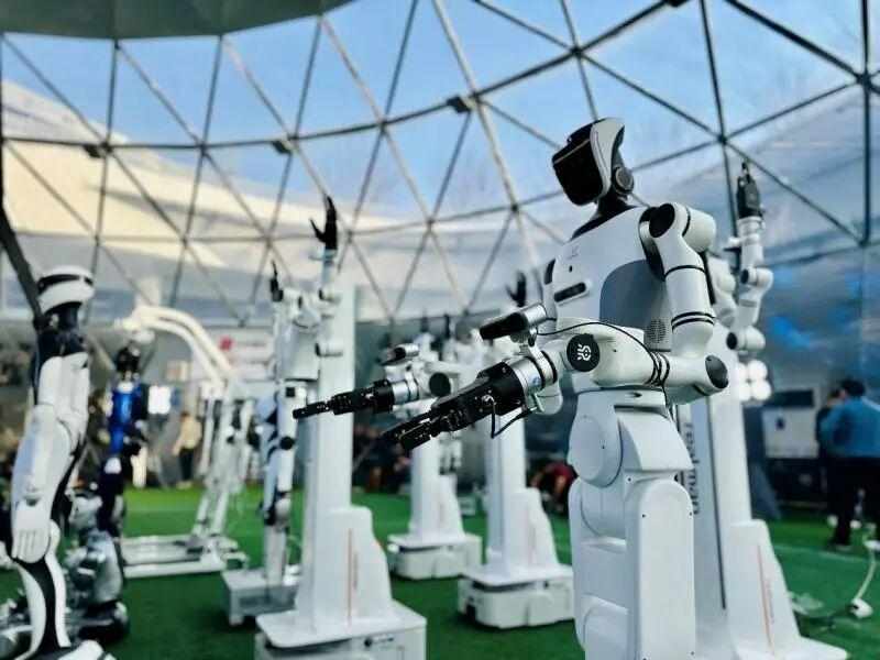  北京率先发力新质生产力；数字经济标杆加速铸就；营商环境持续优化升级。 IT技术 北京率先发力新质生产力；数字经济标杆加速铸就；营商环境持续优化升级。 IT技术