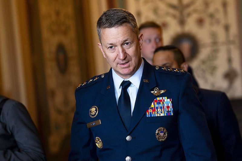  冲突升级：德黑兰凌晨爆炸频发；各方军事部署持续强化；长期对抗准备已就绪。 新闻 冲突升级：德黑兰凌晨爆炸频发；各方军事部署持续强化；长期对抗准备已就绪。 新闻