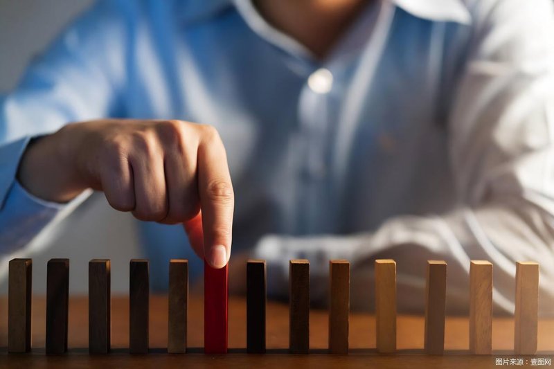  保险中介市场深度洗牌，60家法人牌照注销；清虚提质行动成效显著。 股票财经 保险中介市场深度洗牌，60家法人牌照注销；清虚提质行动成效显著。 股票财经