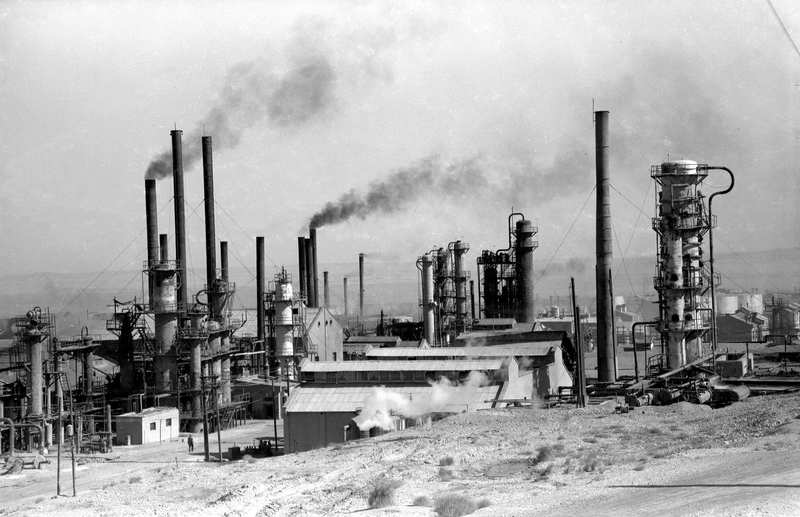  石油之都玉门：昔日荣光如何消逝；老君庙油井后，又见戈壁新生。 文化旅游 石油之都玉门：昔日荣光如何消逝；老君庙油井后，又见戈壁新生。 文化旅游