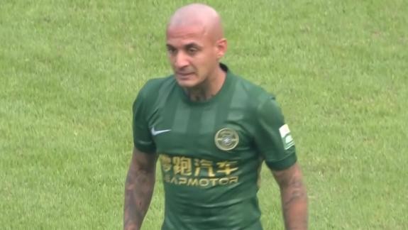  米特里策闪耀黄龙，传射加七次机会创造，浙江队首轮告捷 体育新闻 米特里策闪耀黄龙，传射加七次机会创造，浙江队首轮告捷 体育新闻