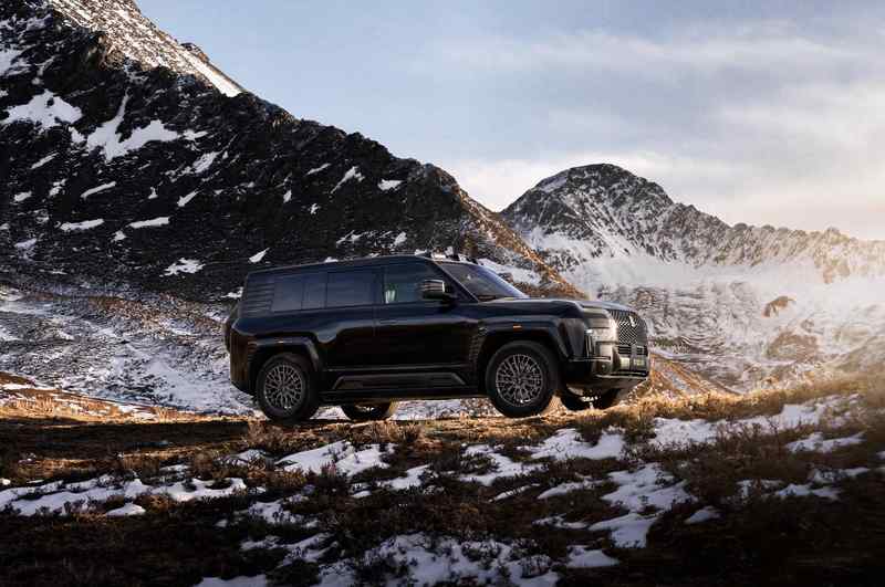  仰望旗舰矩阵焕新升级；第二代刀片电池闪充加持，高端出行迎来新篇章。 汽车科技