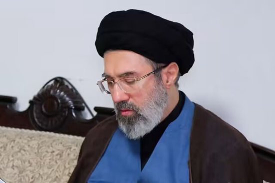  伊朗酝酿反击，美国看似占优；霍尔木兹海峡风云再起，全球能源动荡加剧。 股票财经 伊朗酝酿反击，美国看似占优；霍尔木兹海峡风云再起，全球能源动荡加剧。 股票财经