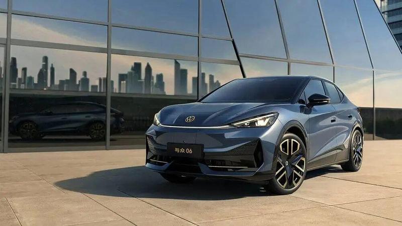  从亏损泥潭到反击前夜；李鹏程刘展术双剑合璧，大众安徽本土化迈入新阶段。 汽车科技 从亏损泥潭到反击前夜；李鹏程刘展术双剑合璧，大众安徽本土化迈入新阶段。 汽车科技