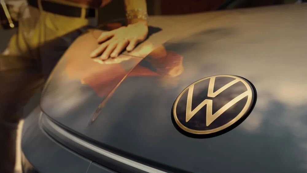 从亏损泥潭到反击前夜；李鹏程刘展术双剑合璧，大众安徽本土化迈入新阶段。