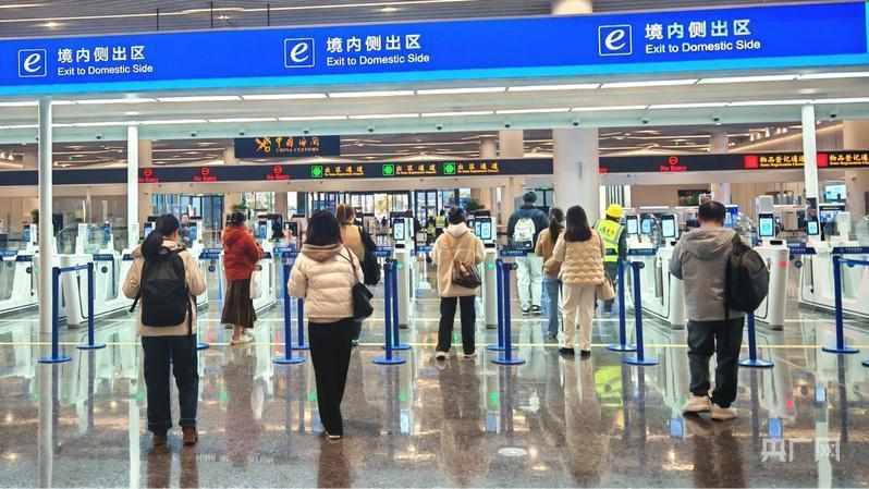  外贸开局强劲，活力持续释放；新动能领跑增长，上海表现突出。 股票财经 外贸开局强劲，活力持续释放；新动能领跑增长，上海表现突出。 股票财经