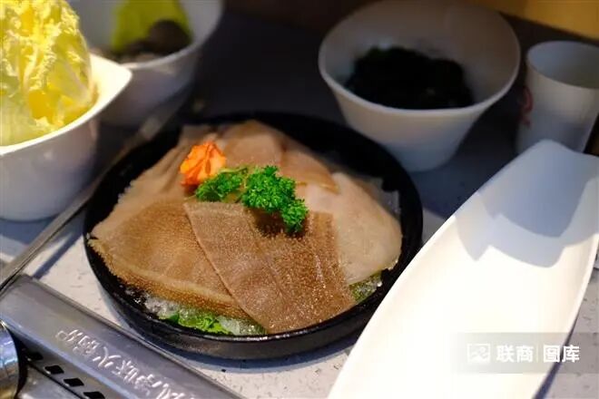  利润缩水背后的焦虑与希望：海底捞的主动转型策略 股票财经 利润缩水背后的焦虑与希望：海底捞的主动转型策略 股票财经