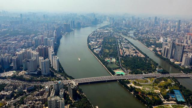  【技术解码】从霍尔木兹困局到外交破冰：美伊谈判的地缘战略逻辑 新闻