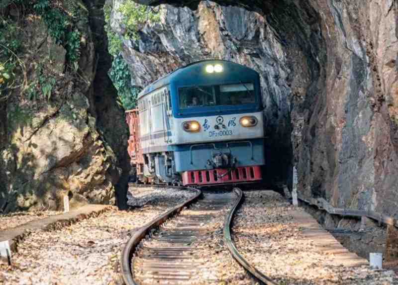  【深度长文】从米轨到标准轨：越南铁路百年困局与中国的破局密码 新闻