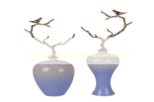 “走不掉”的邮轮：超五千人滞留迪拜港，中国旅行团等待撤离通知_2 新闻